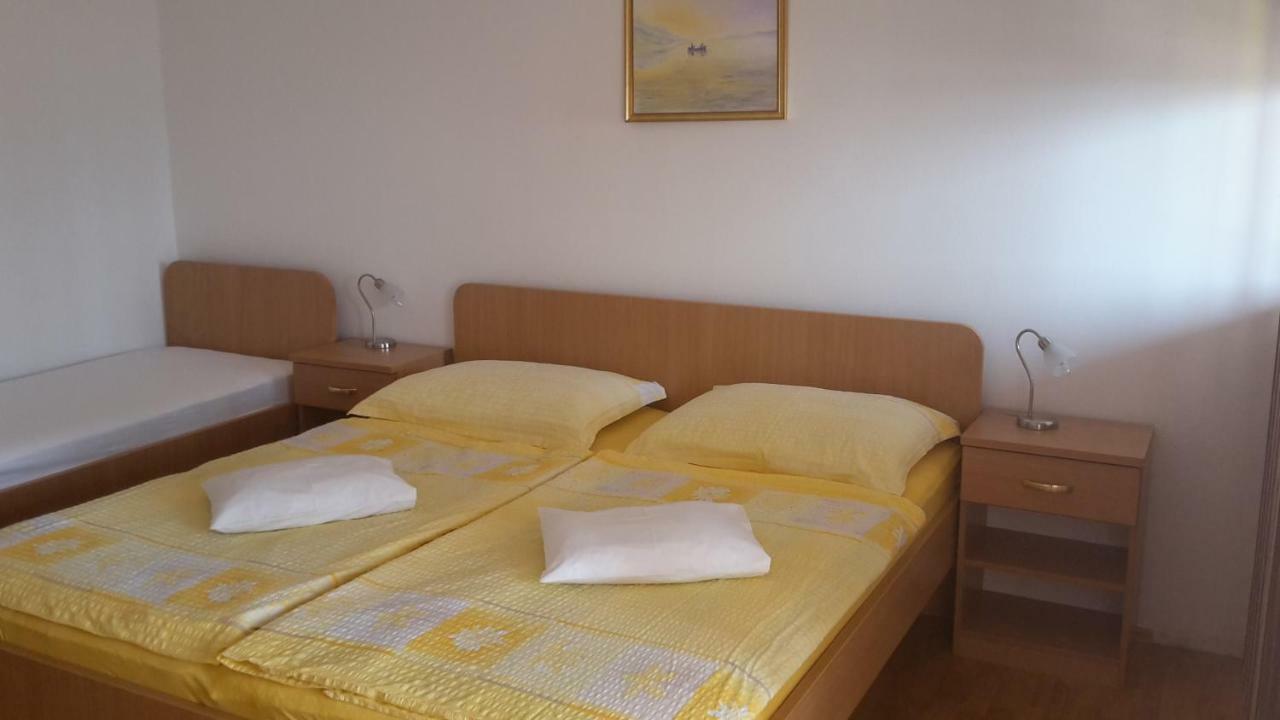 As Brela Hotel Buitenkant foto
