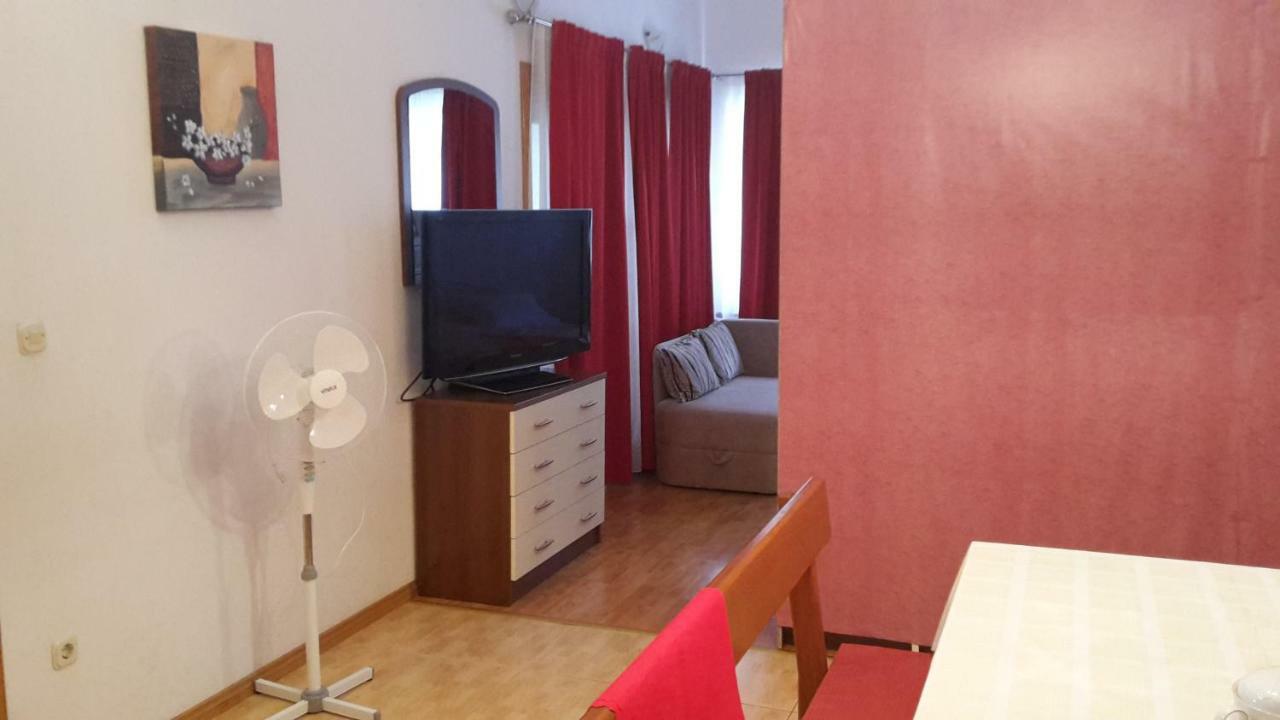 As Brela Hotel Buitenkant foto